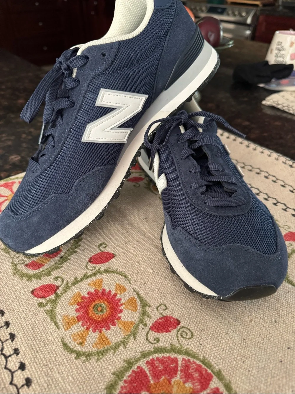 BNWT New Balance Navy and White Retro Runner